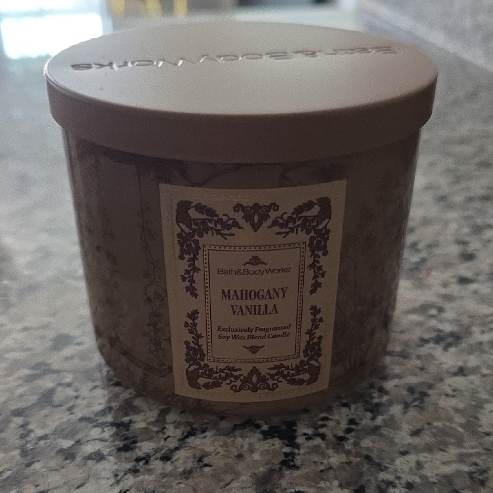 Bath & Body Works Mahogany Vanilla Candle - Brown